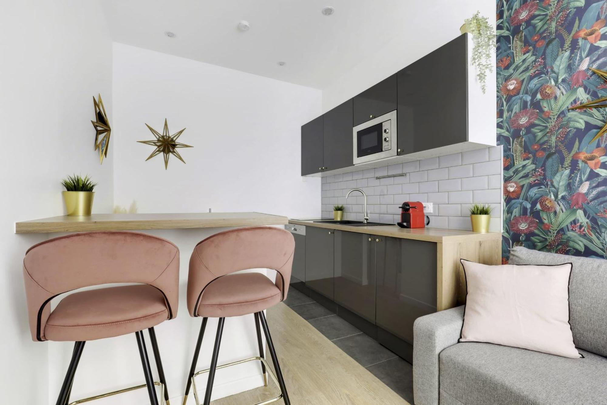 Nice Apartment Renovated And Bright Street Side Paris Dış mekan fotoğraf