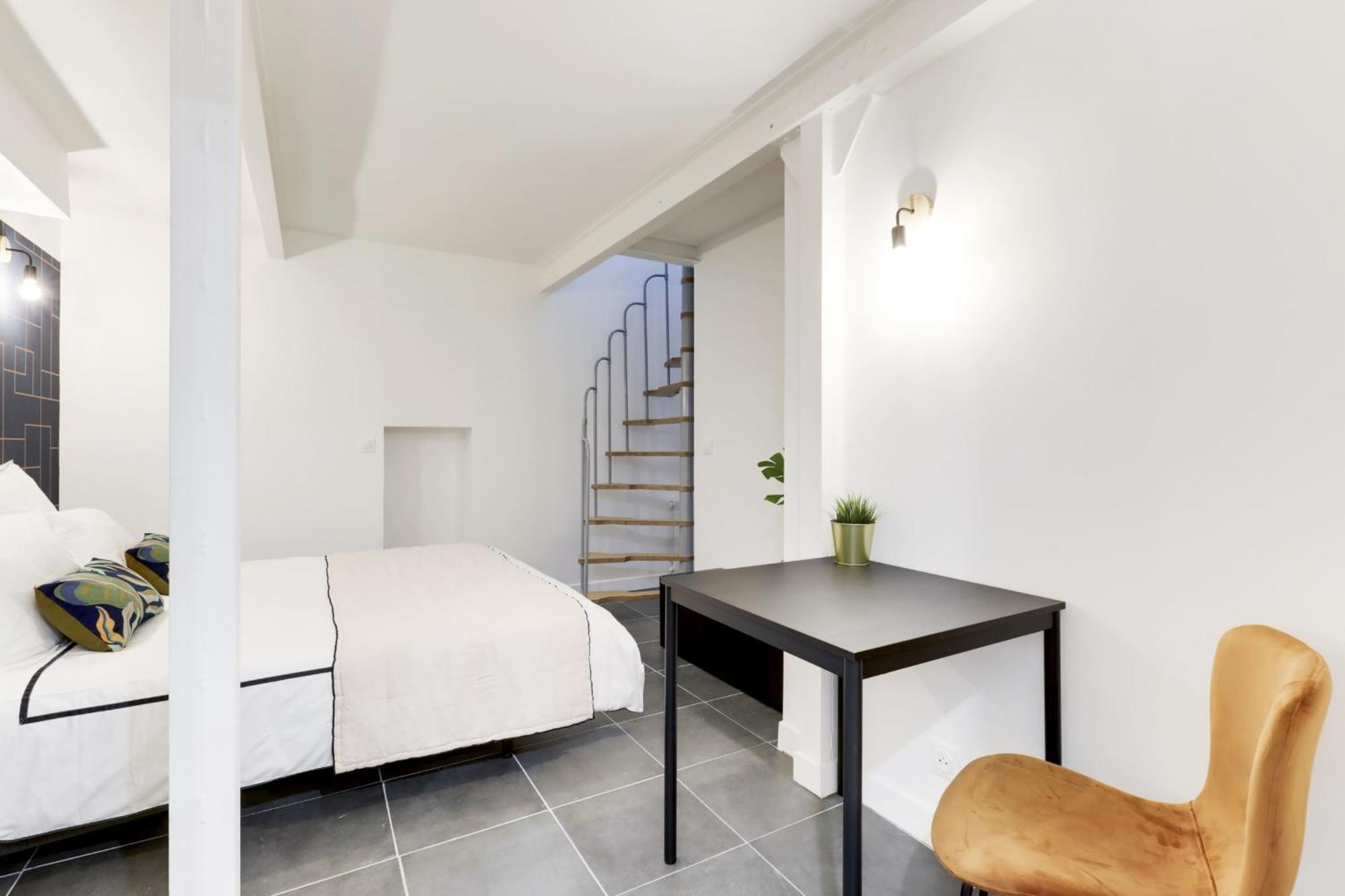 Nice Apartment Renovated And Bright Street Side Paris Dış mekan fotoğraf
