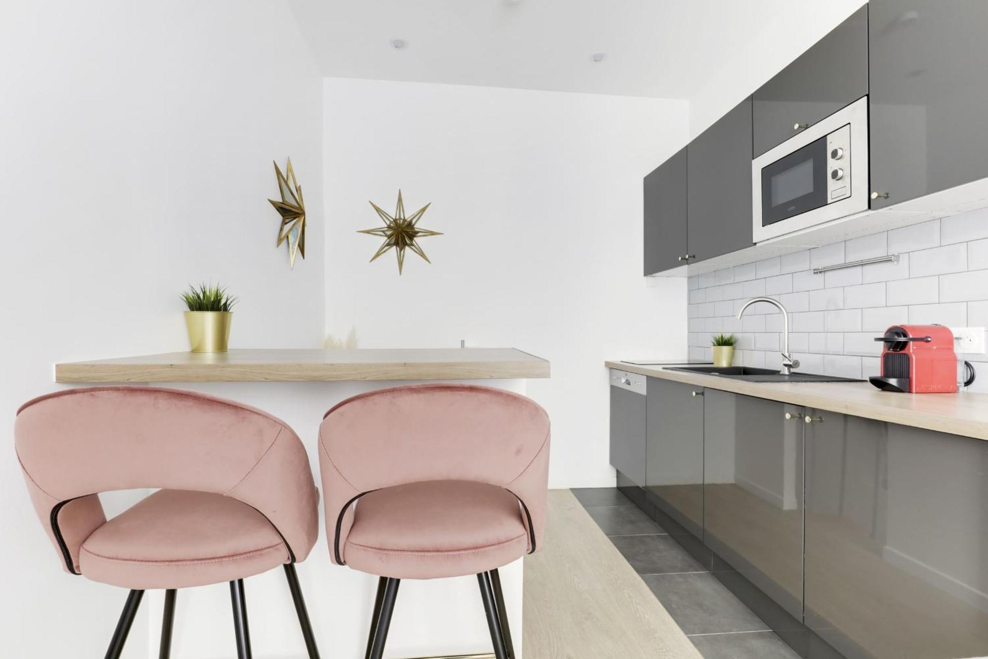 Nice Apartment Renovated And Bright Street Side Paris Dış mekan fotoğraf